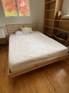 Queensize Bed"